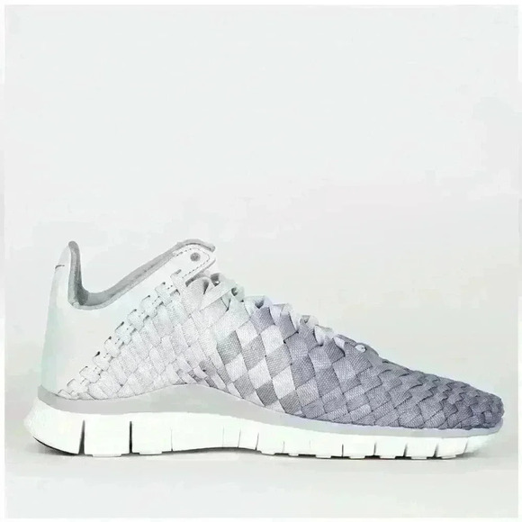 Nike Women Light Grey Low-Tops & Sneakers Textile Fibers, Women’s size 8.5 - Picture 2 of 14